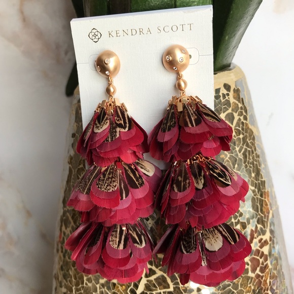 Kendra Scott Jewelry - Kendra Scott Lenni Tiered Feather Earrings